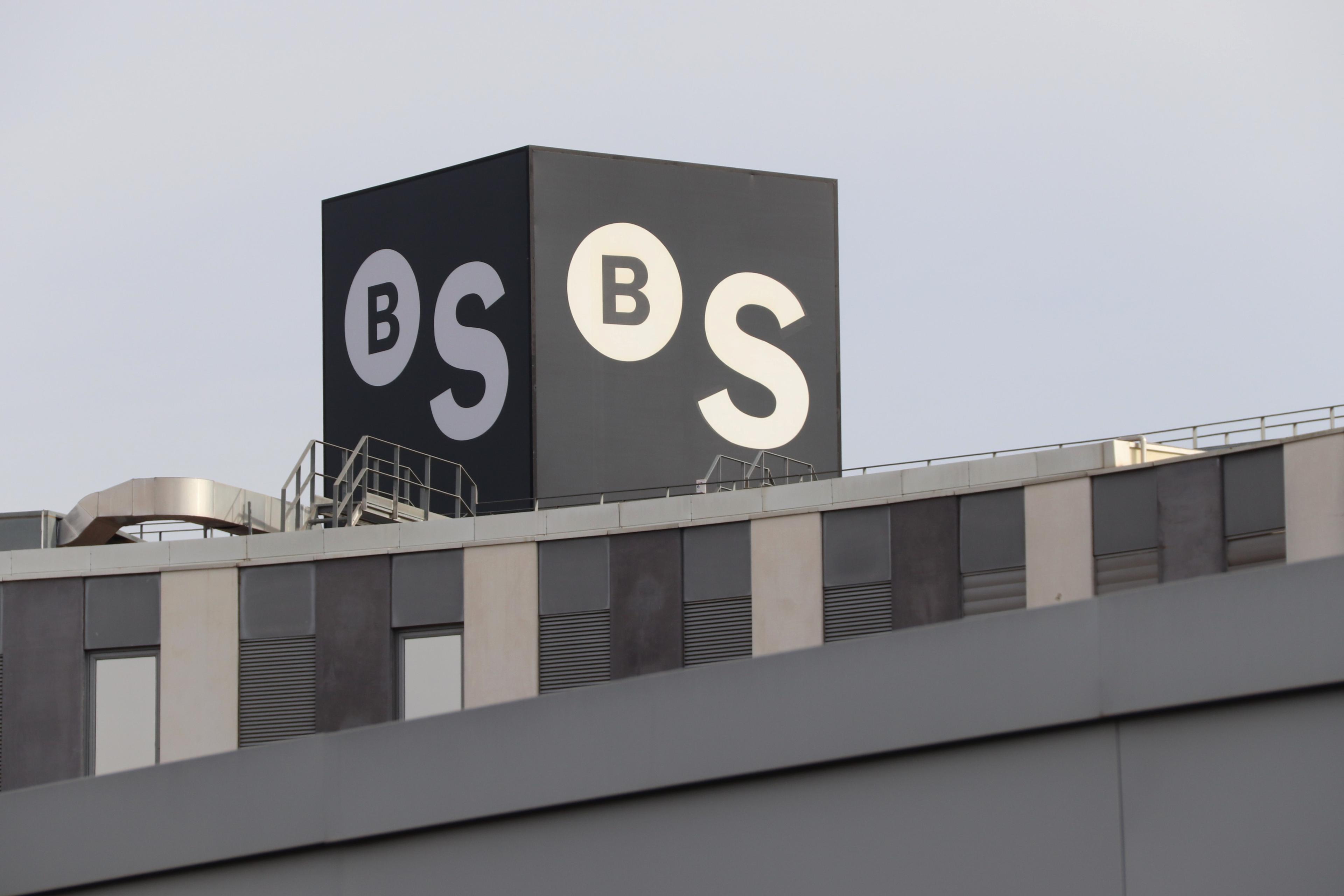 El Banc Sabadell rebutja l'oferta d'absorció del BBVA perquè "infravalora significativament" l'entitat