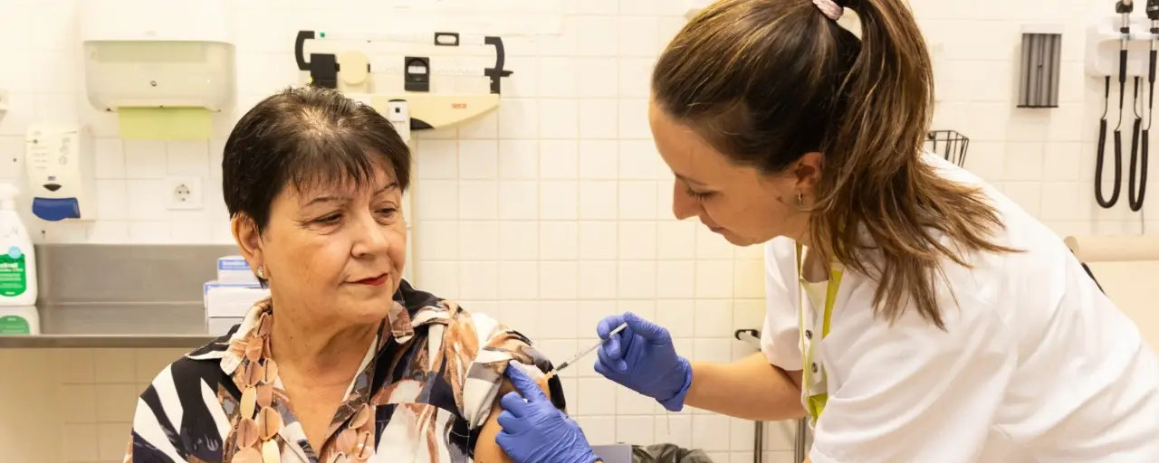 La incidència estimada de grip es multiplica per 2,5 i els diagnòstics superen el pic de les tres temporades anteriors